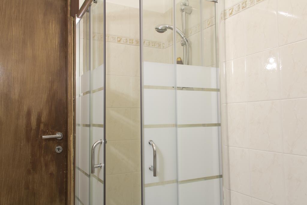 סאלו Guest House Villa De Ros חדר תמונה
