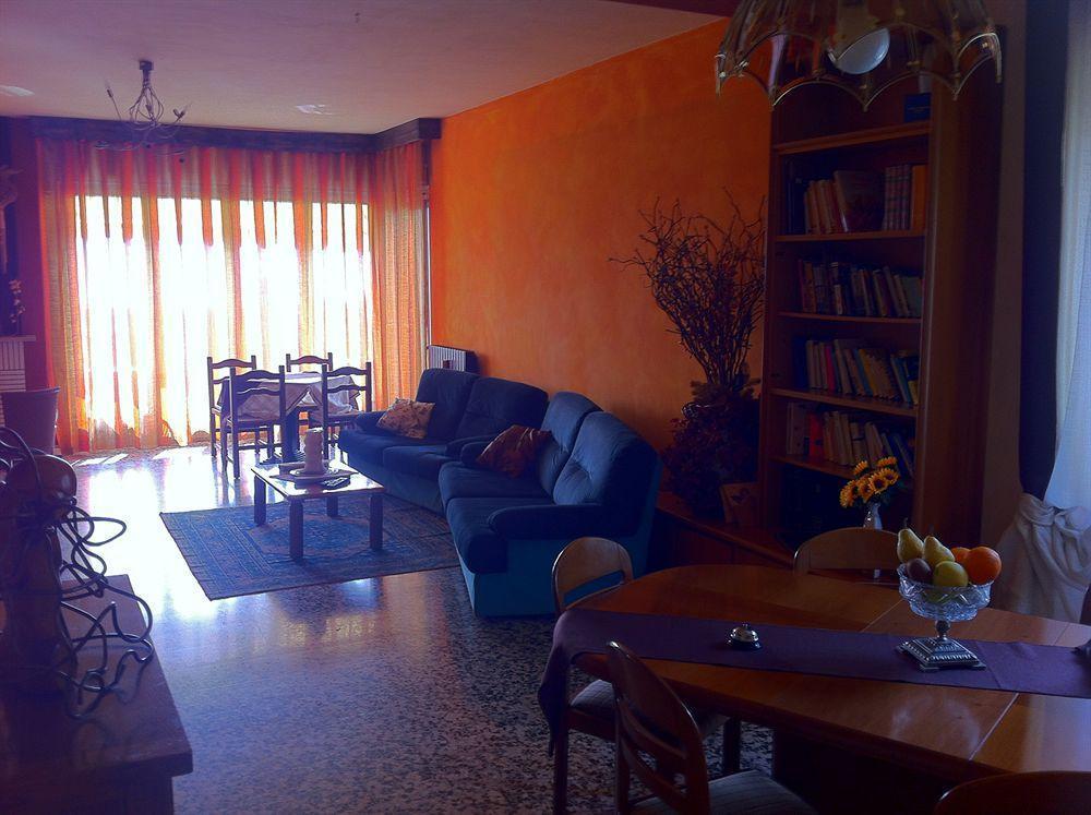 סאלו Guest House Villa De Ros מראה חיצוני תמונה